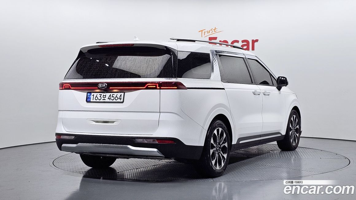 Kia Canival 2021