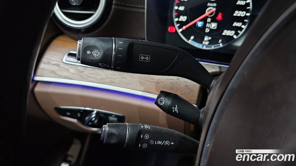 Mercedes-Benz E-Class 2017