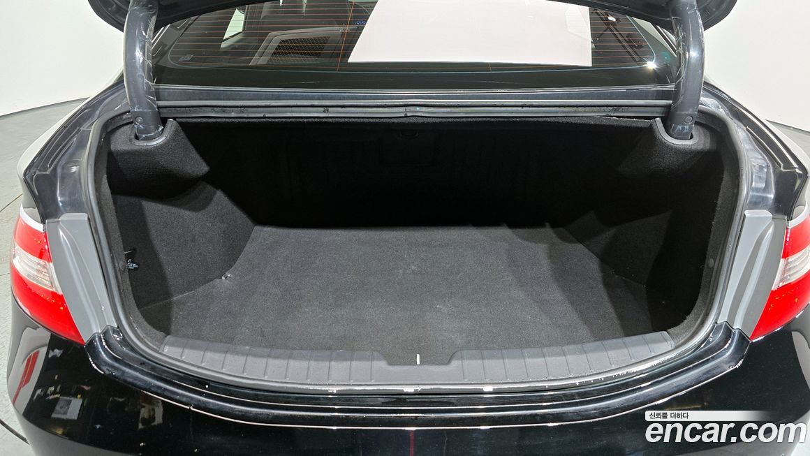 Hyundai Grandeur 2016