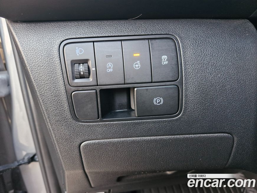 Hyundai Staria 2023
