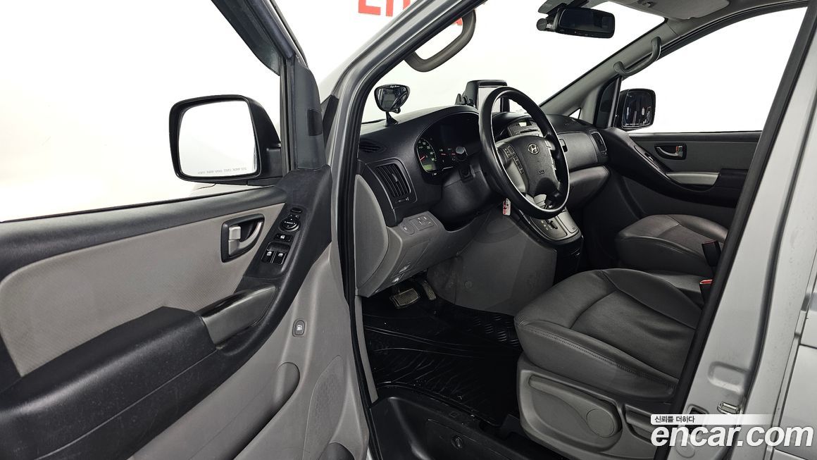 Hyundai Starex 2015