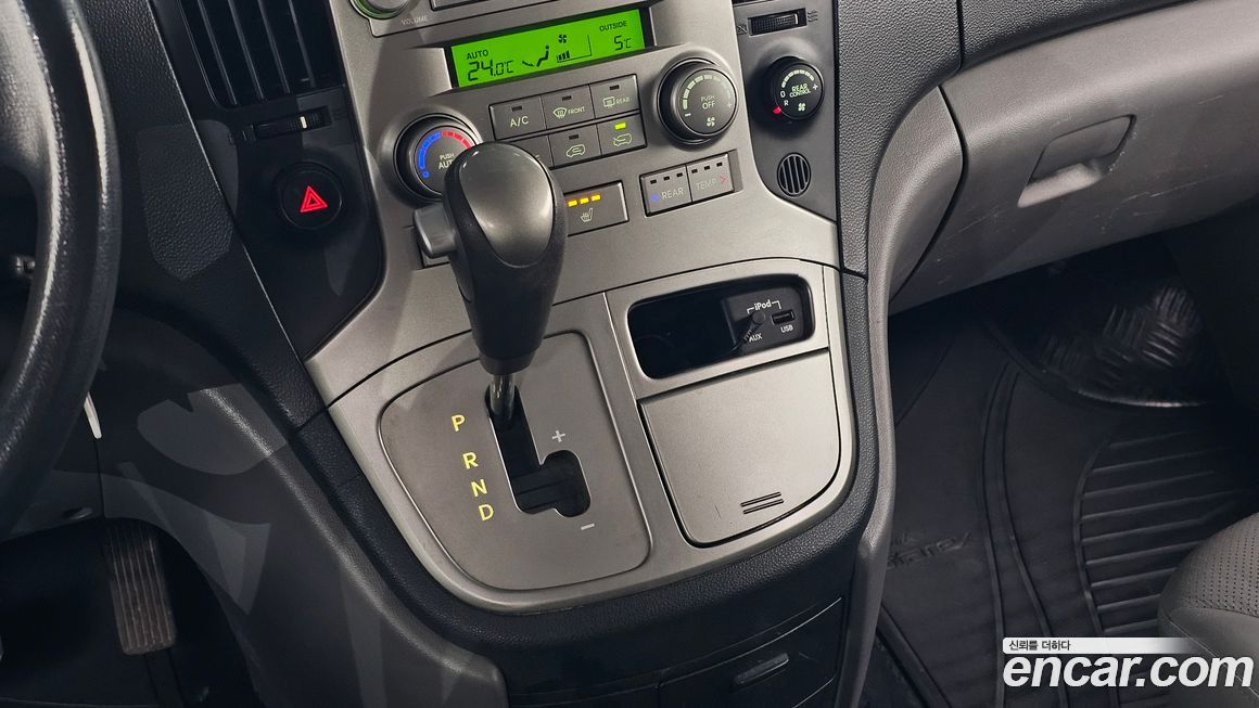 Hyundai Starex 2015