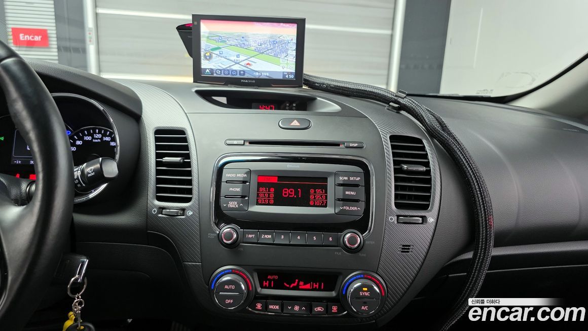 Kia K3 2016
