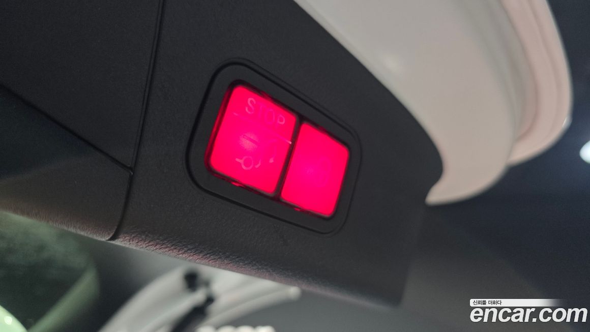 Mercedes-Benz GLA-Class 2021