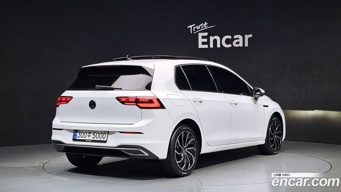 Volkswagen Golf 2023