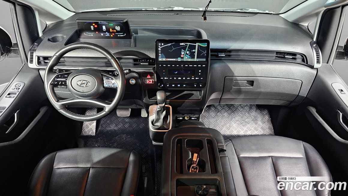 Hyundai Staria 2023