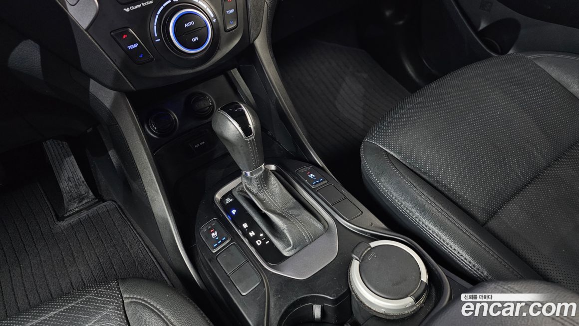 Hyundai Santafe 2015