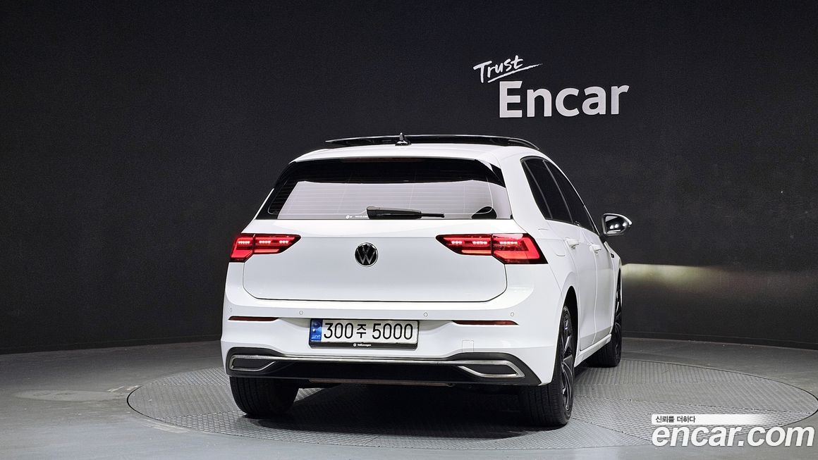 Volkswagen Golf 2023