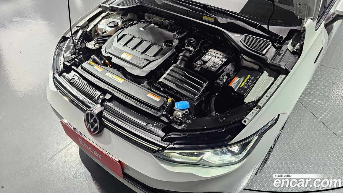 Volkswagen Golf 2023