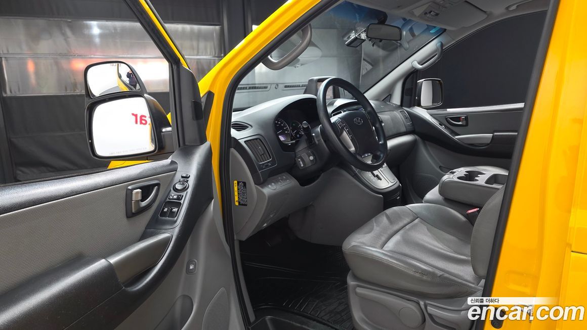 Hyundai Starex 2017