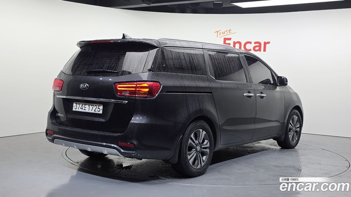 Kia Canival 2019