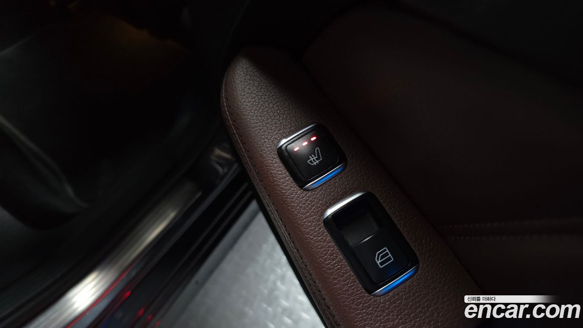 Mercedes-Benz E-Class 2016