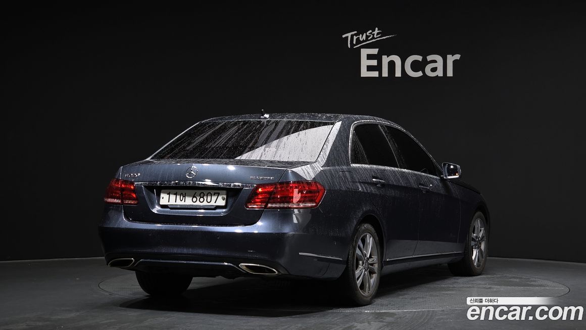 Mercedes-Benz E-Class 2016