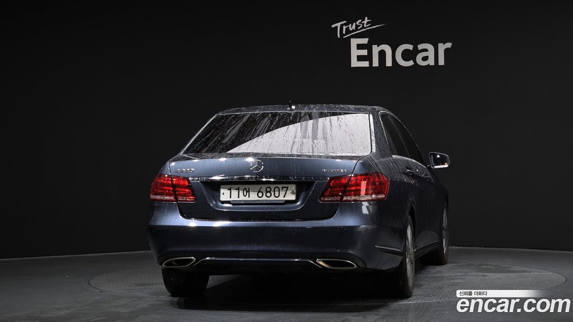 Mercedes-Benz E-Class 2016