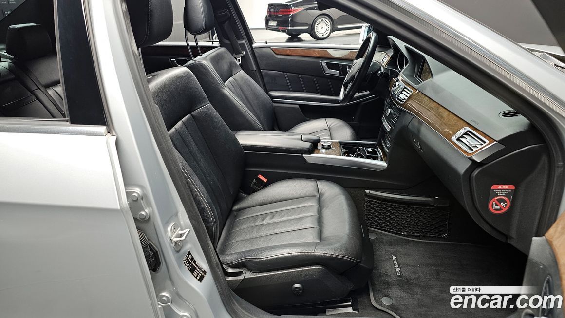 Mercedes-Benz E-Class 2016