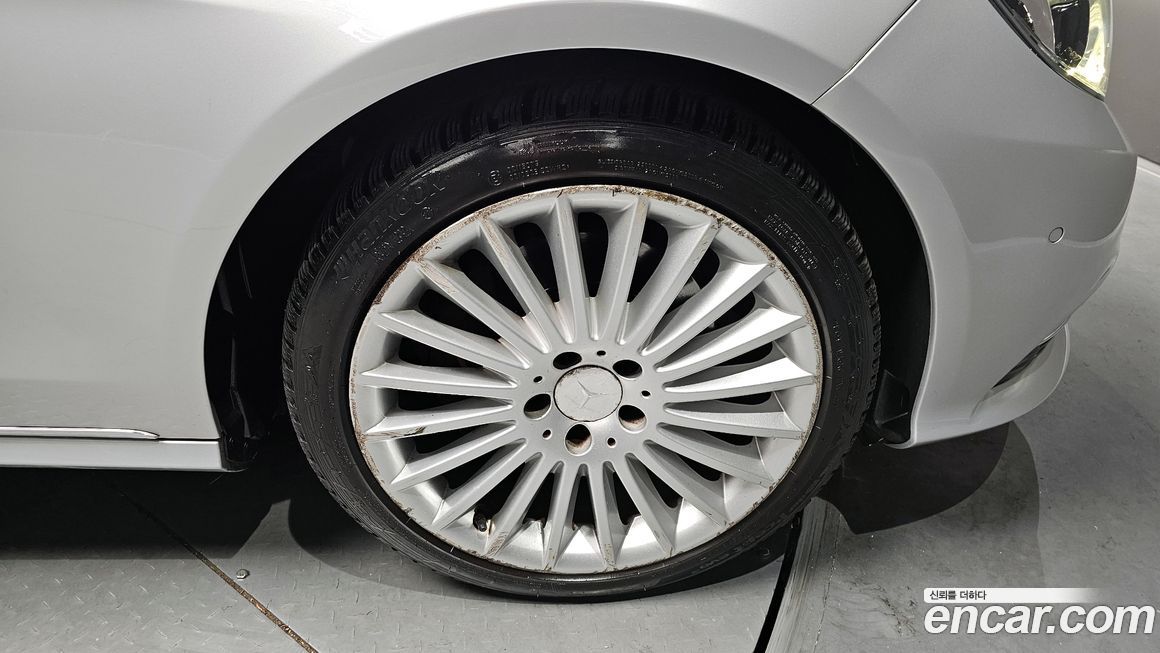 Mercedes-Benz E-Class 2016