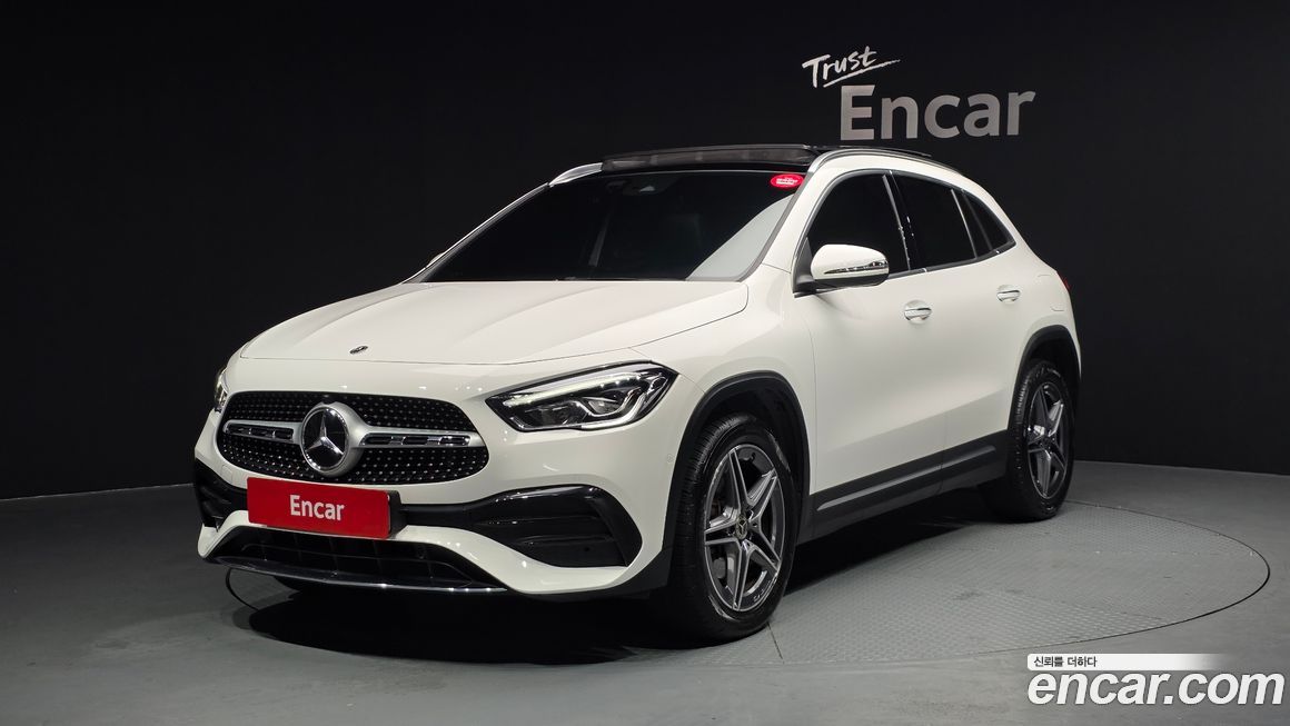Mercedes-Benz GLA-Class 2021