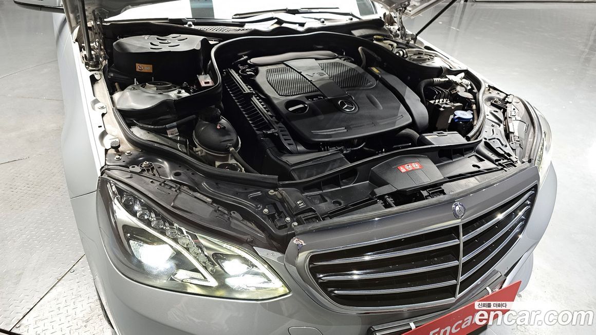 Mercedes-Benz E-Class 2016