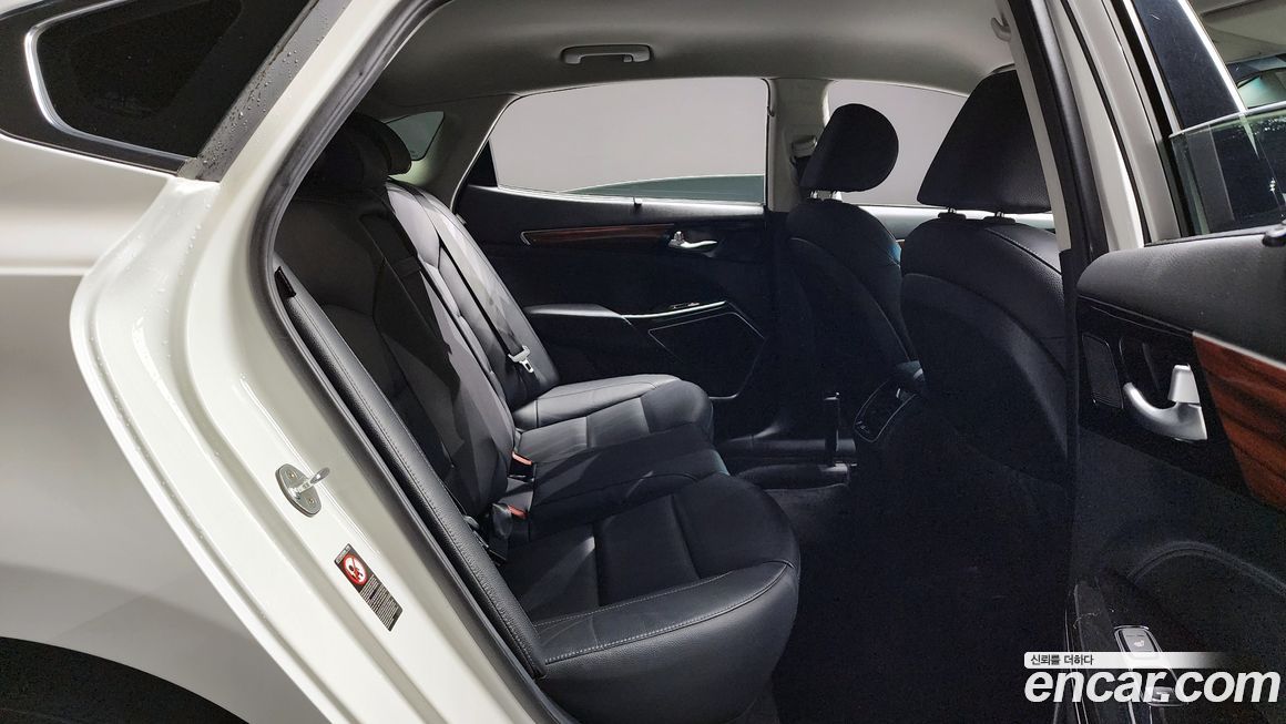 Kia K7 2016