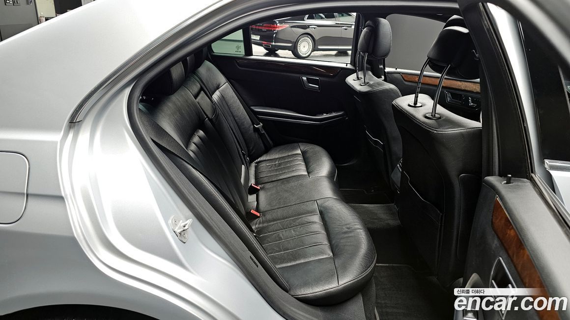 Mercedes-Benz E-Class 2016