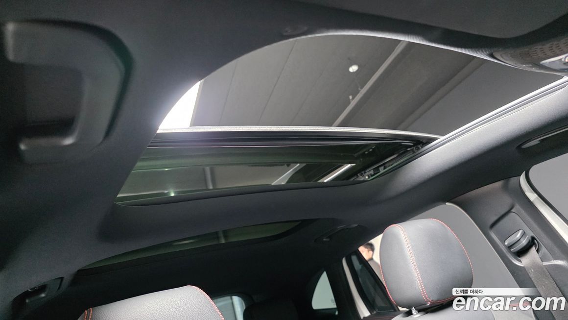 Mercedes-Benz GLA-Class 2021