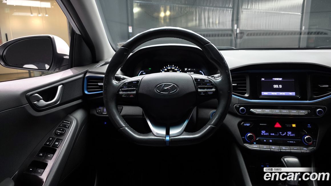 Hyundai Ioniq 2016