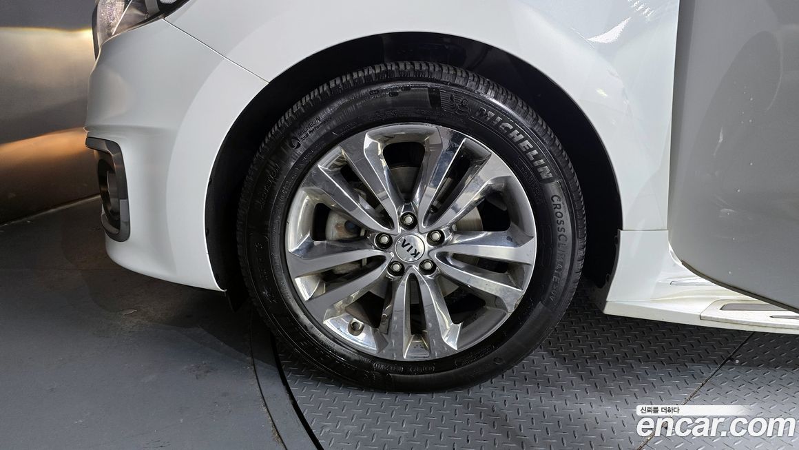 Kia Canival 2016