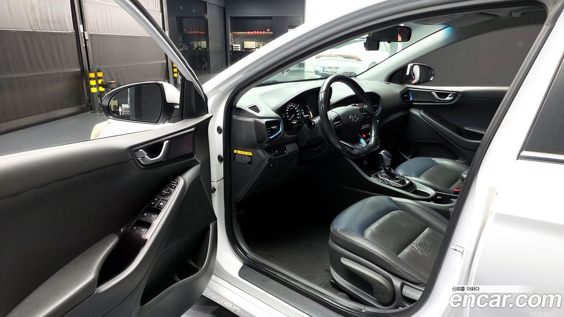 Hyundai Ioniq 2016