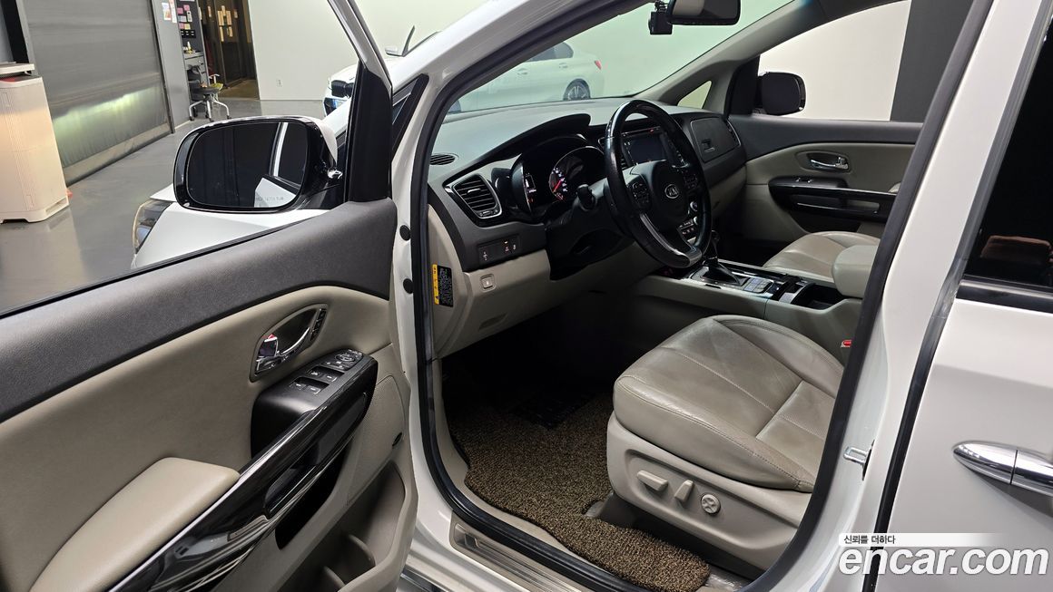 Kia Canival 2016