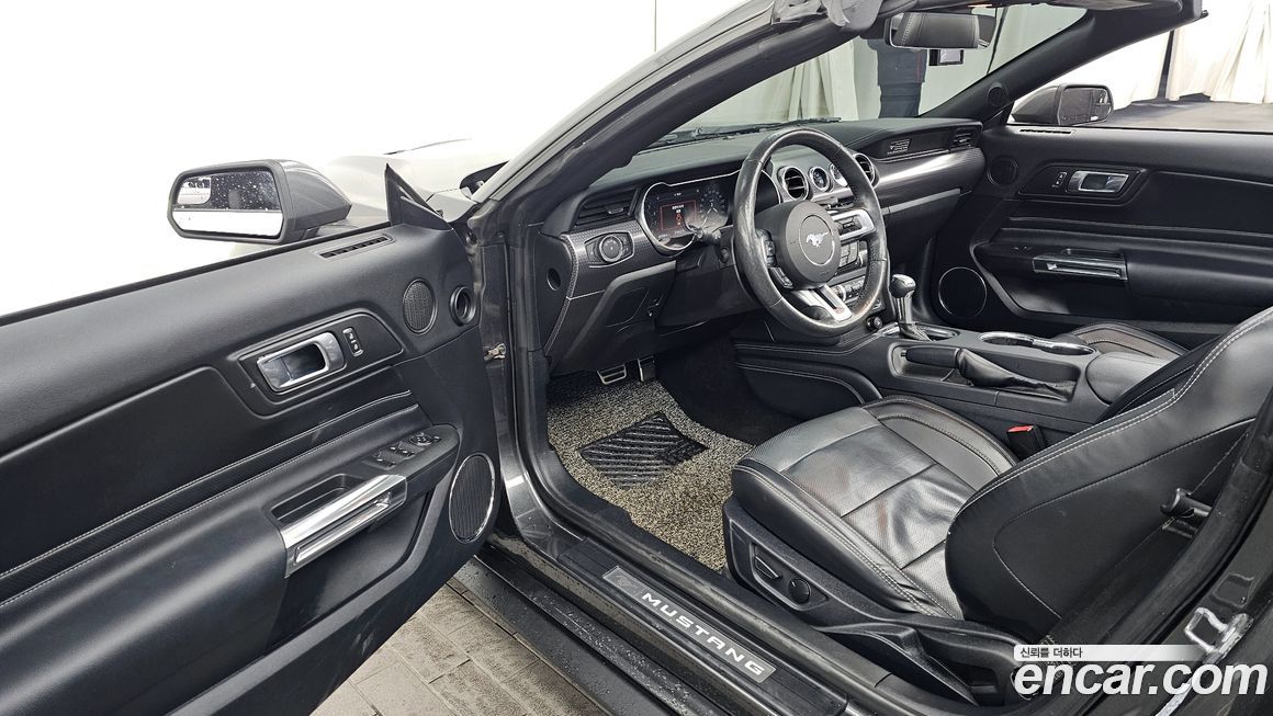 Ford Mustang 2020