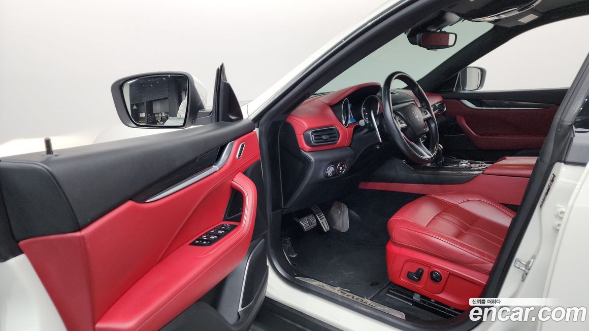 Maserati Levante 2018