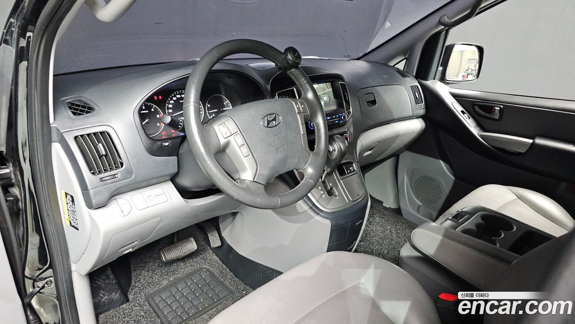 Hyundai Starex 2018