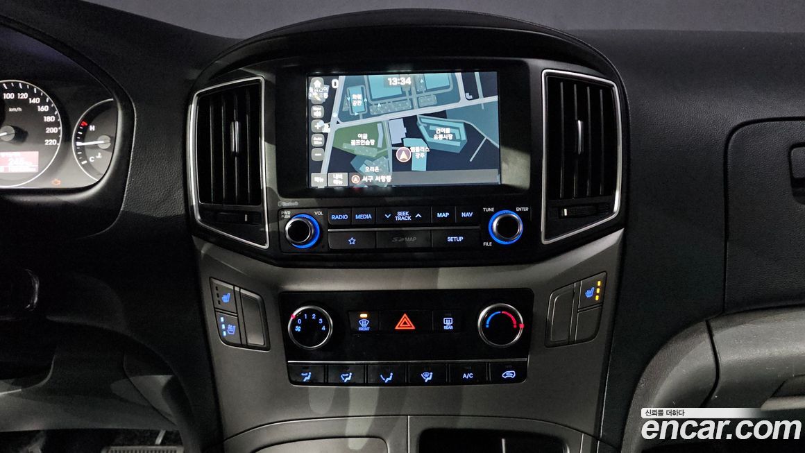 Hyundai Starex 2018