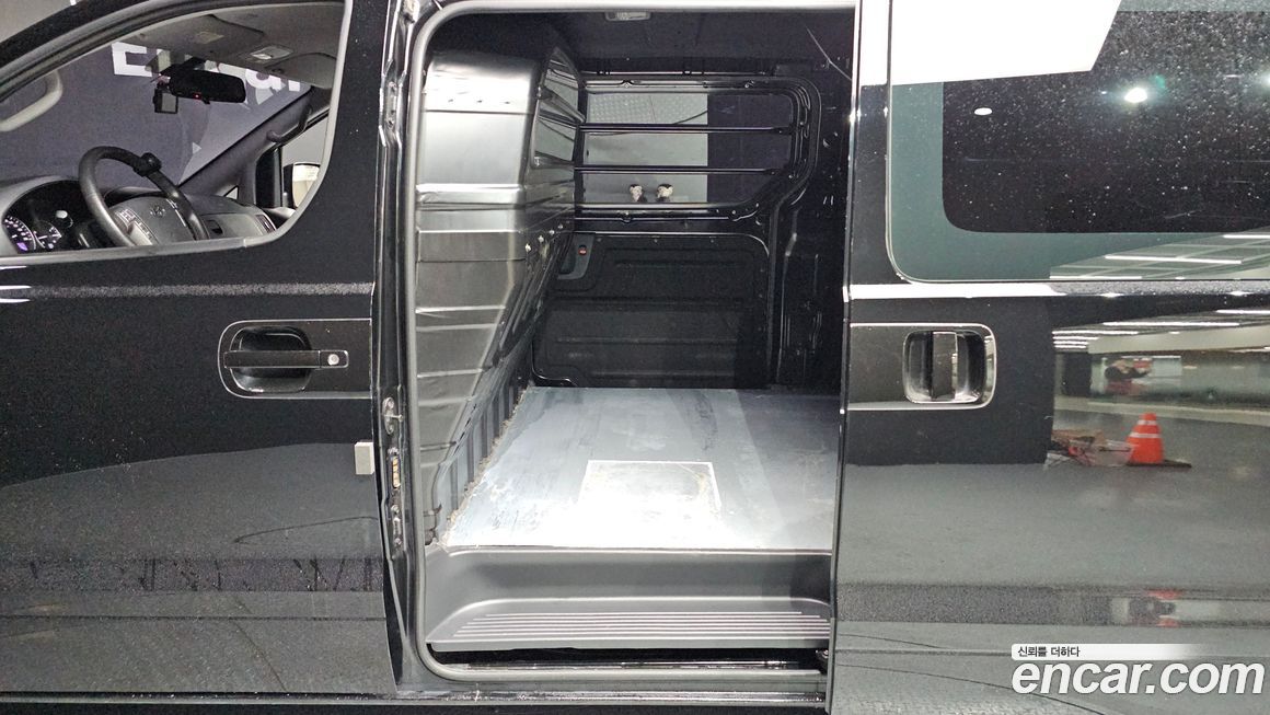 Hyundai Starex 2018