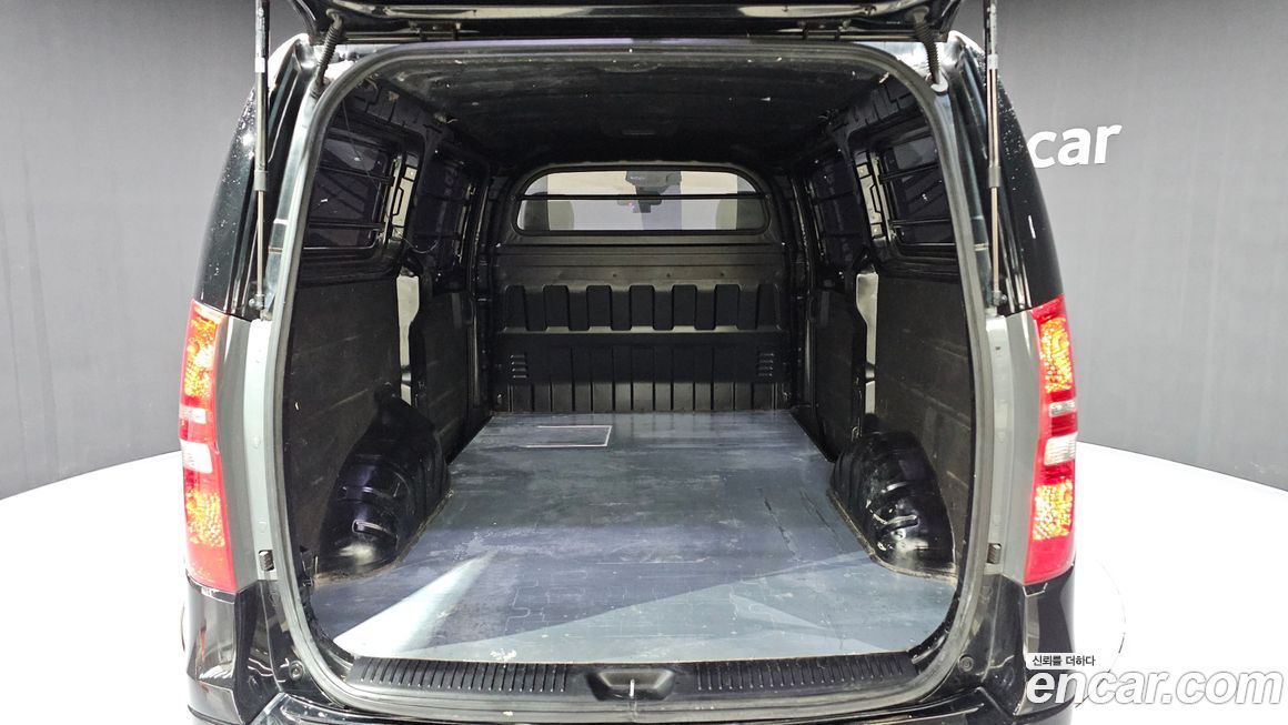 Hyundai Starex 2018