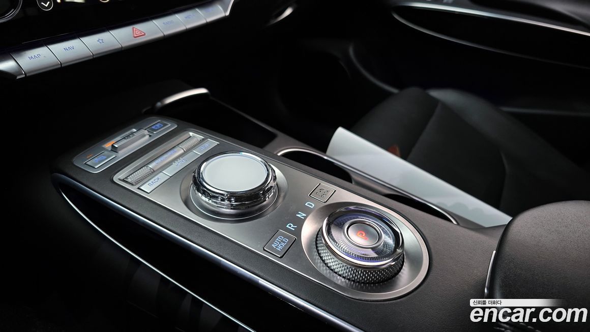 Genesis GV70 2021