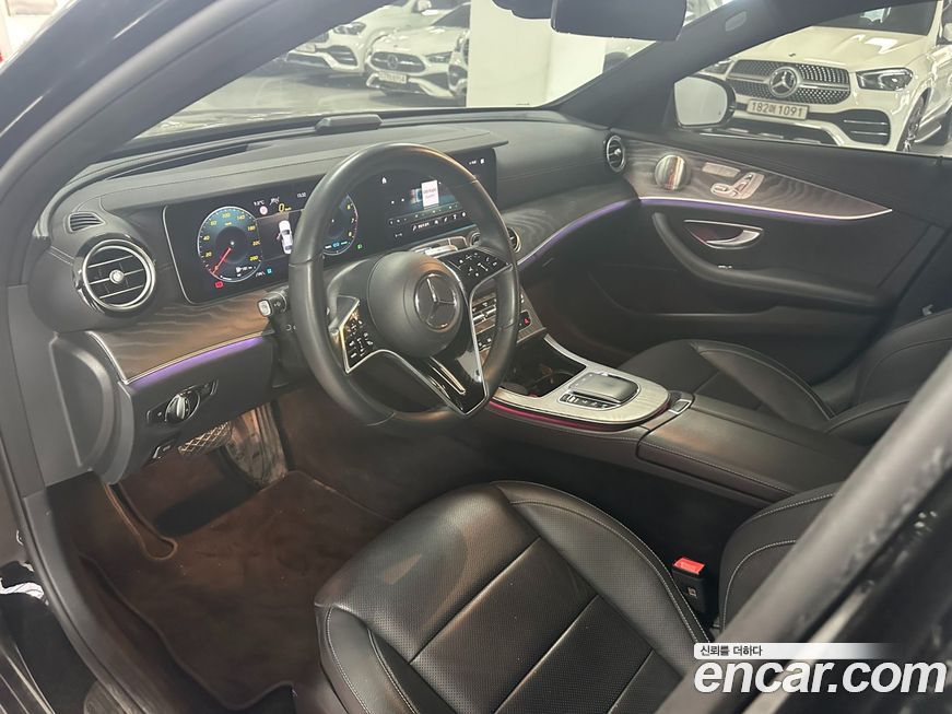 Mercedes-Benz E-Class 2023