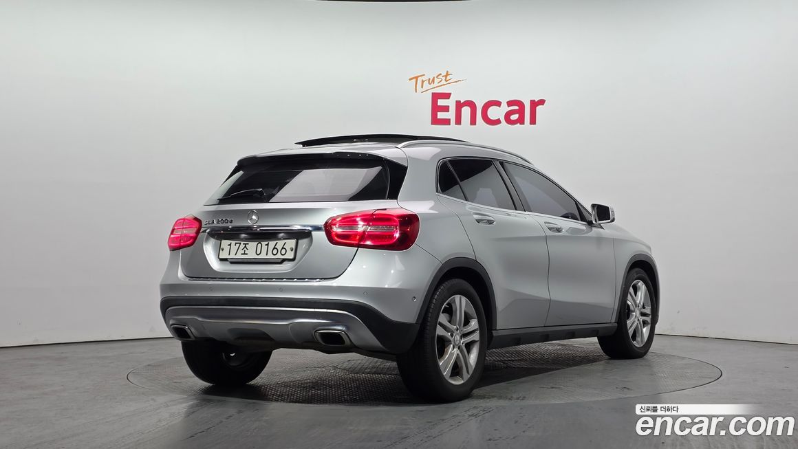 Mercedes-Benz GLA-Class 2017