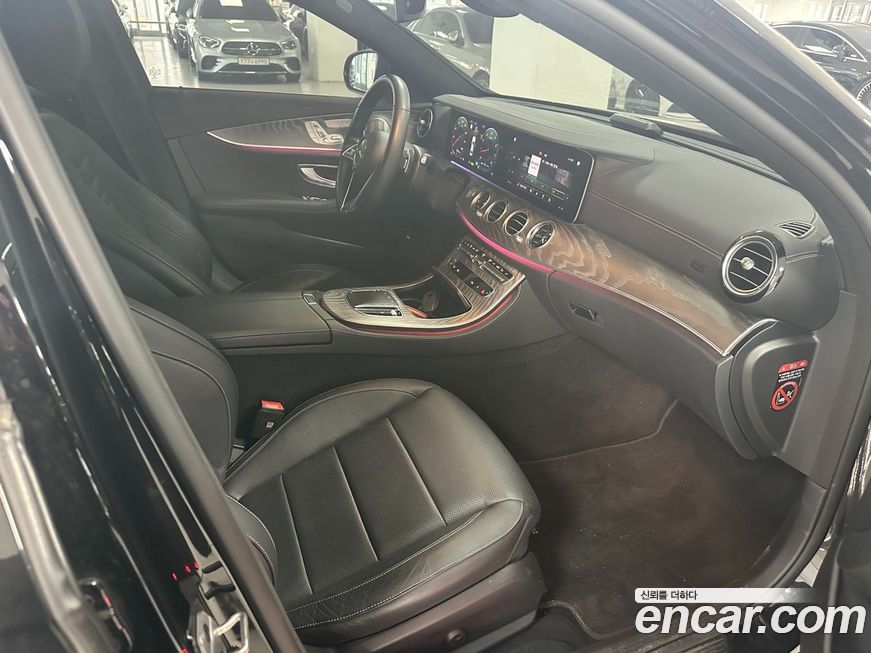 Mercedes-Benz E-Class 2023