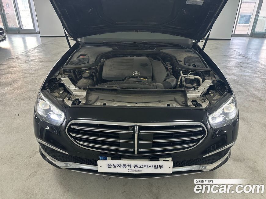 Mercedes-Benz E-Class 2023