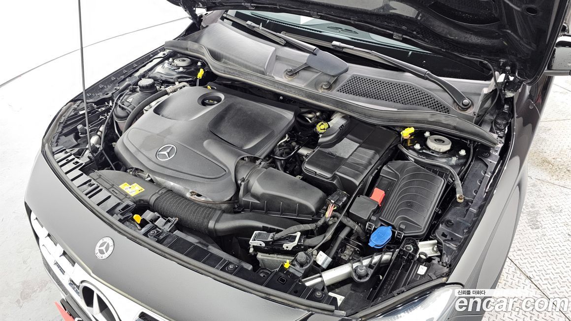 Mercedes-Benz GLA-Class 2019