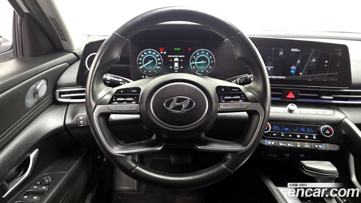 Hyundai AVANTE 2021
