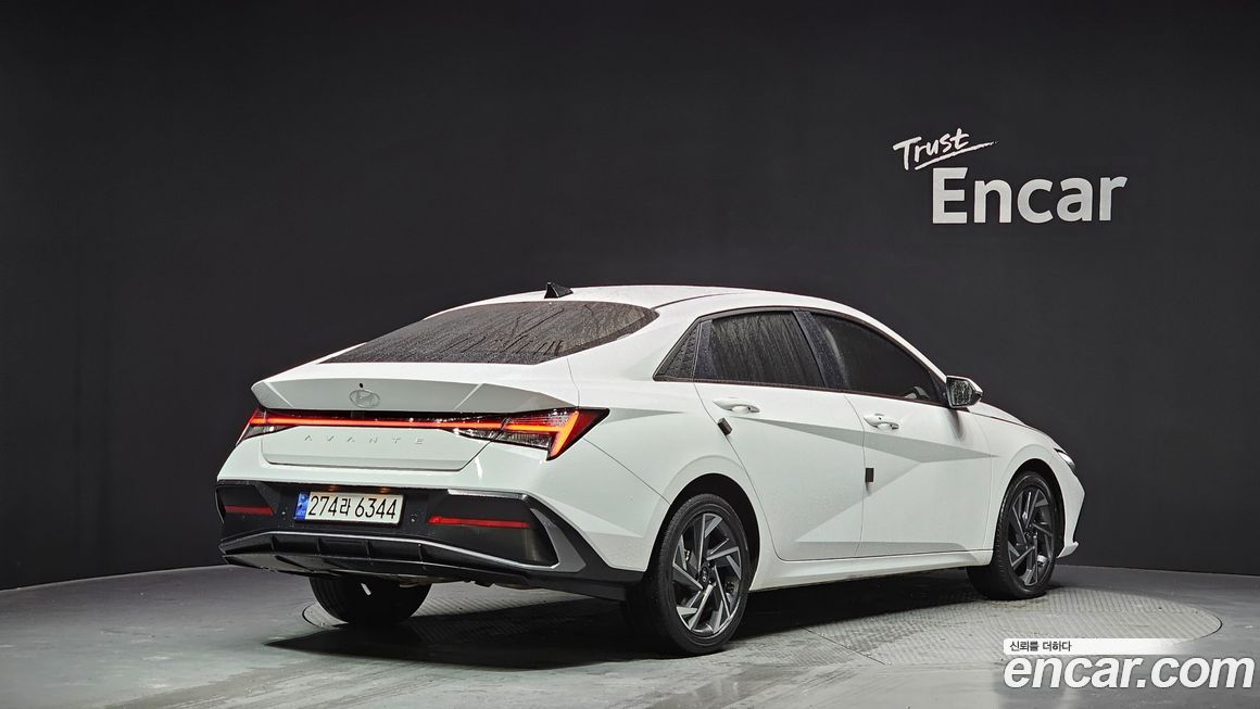 Hyundai AVANTE 2024