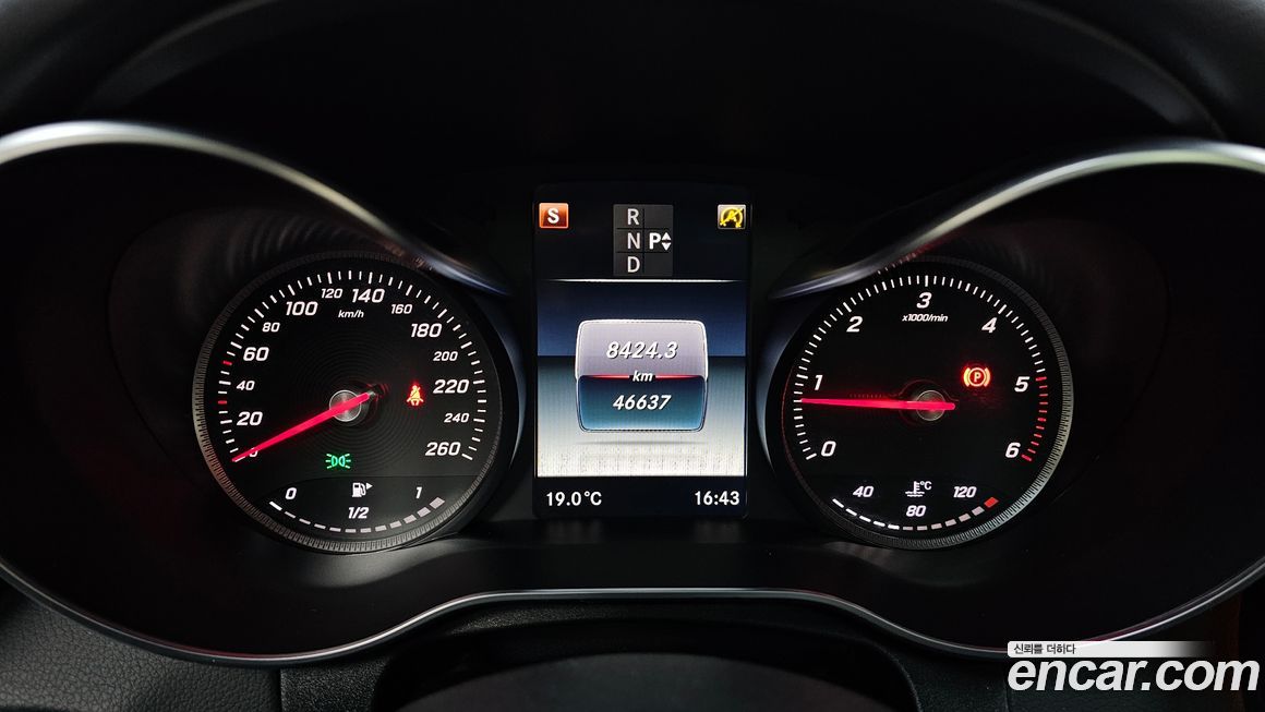 Mercedes-Benz C-Class 2017