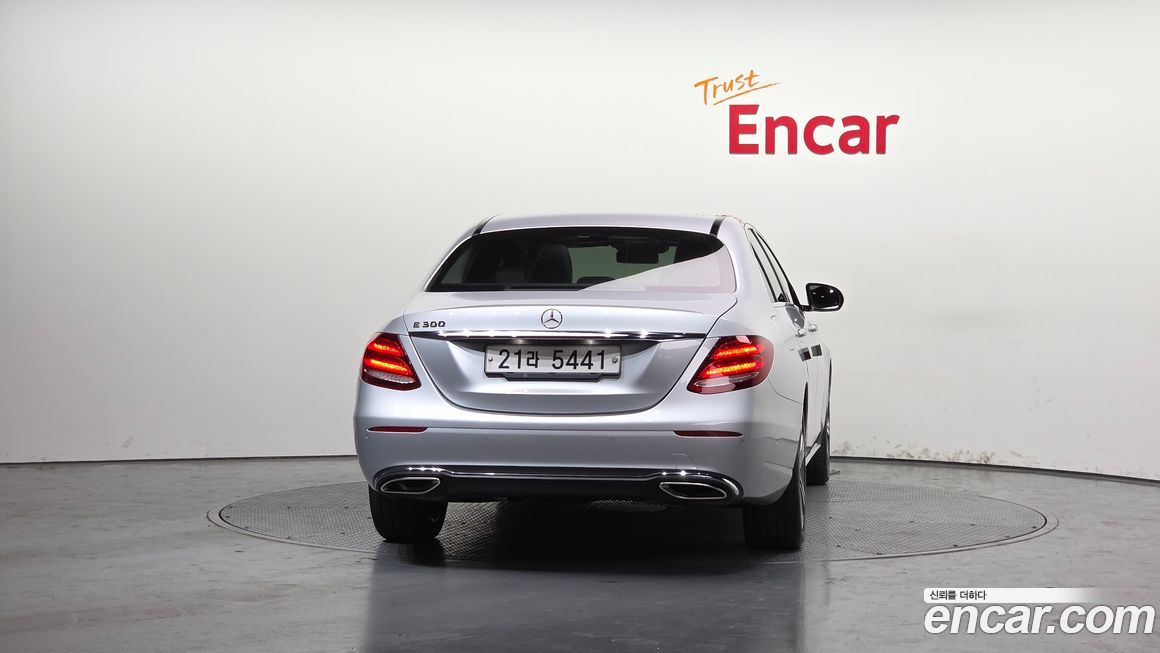 Mercedes-Benz E-Class 2017