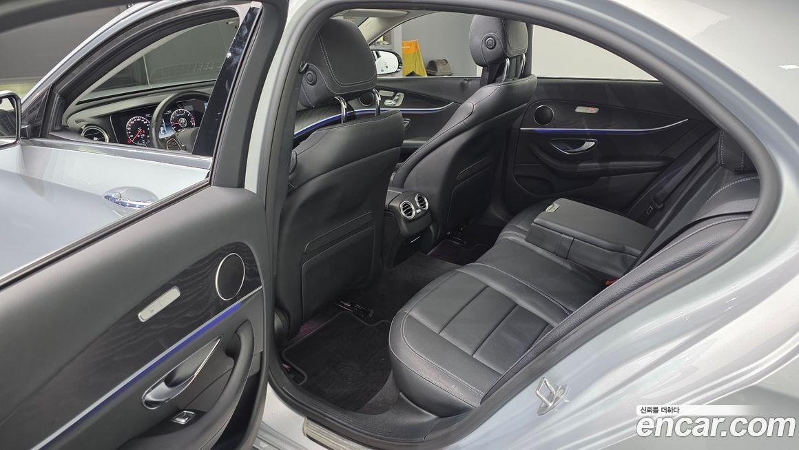Mercedes-Benz E-Class 2017