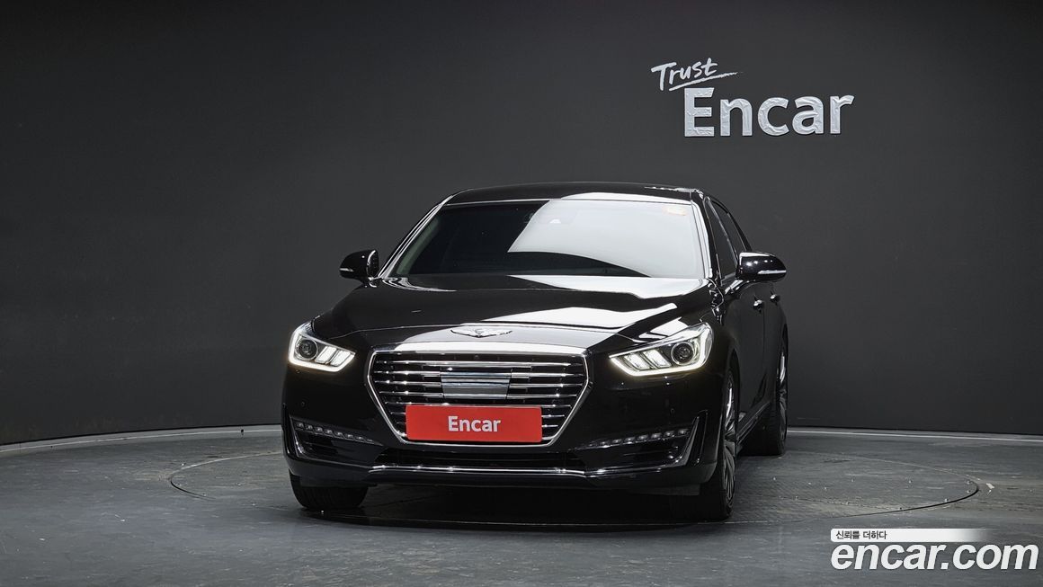 Genesis EQ900 2018