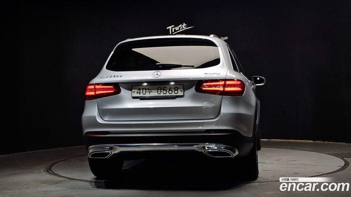 Mercedes-Benz GLC-Class 2016