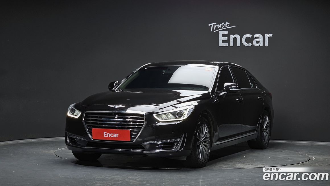 Genesis EQ900 2018