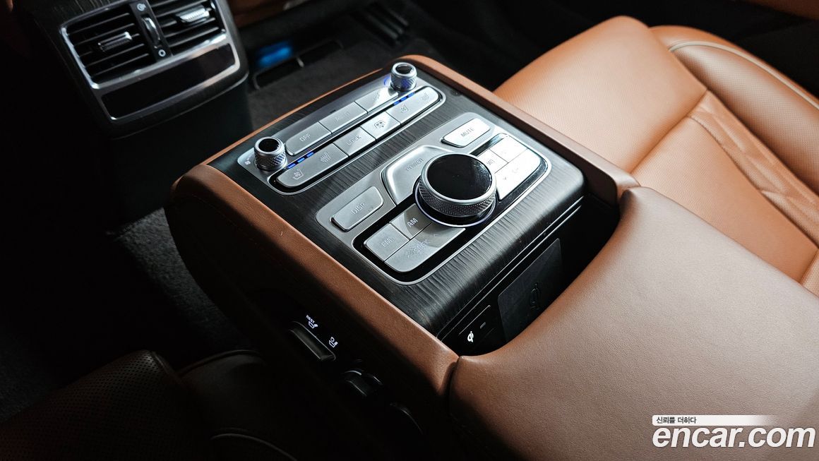 Kia K9 2019